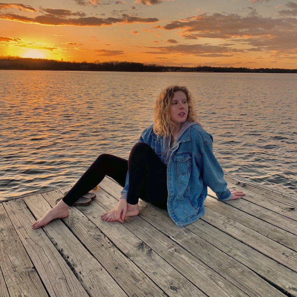 Meet your Posher, Anie